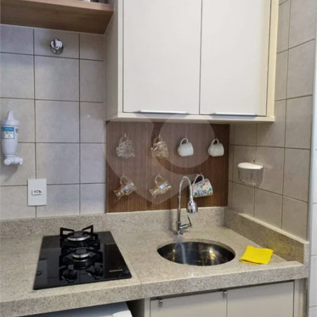 Apartamento tipo kit net á venda centro de Indaiatuba, sem vaga de garagem.