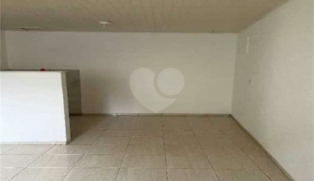 Casa à venda com 8 quartos em Vila Bertioga, São Paulo, SP
