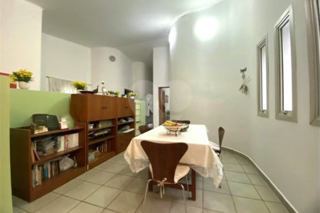 Casa térrea com 3 quartos para alugar no Jardim dos Estados, São Paulo - SP