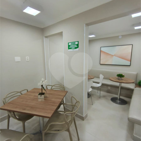 Apartamento com 40m², 2 quartos, para locação no Cambuci
