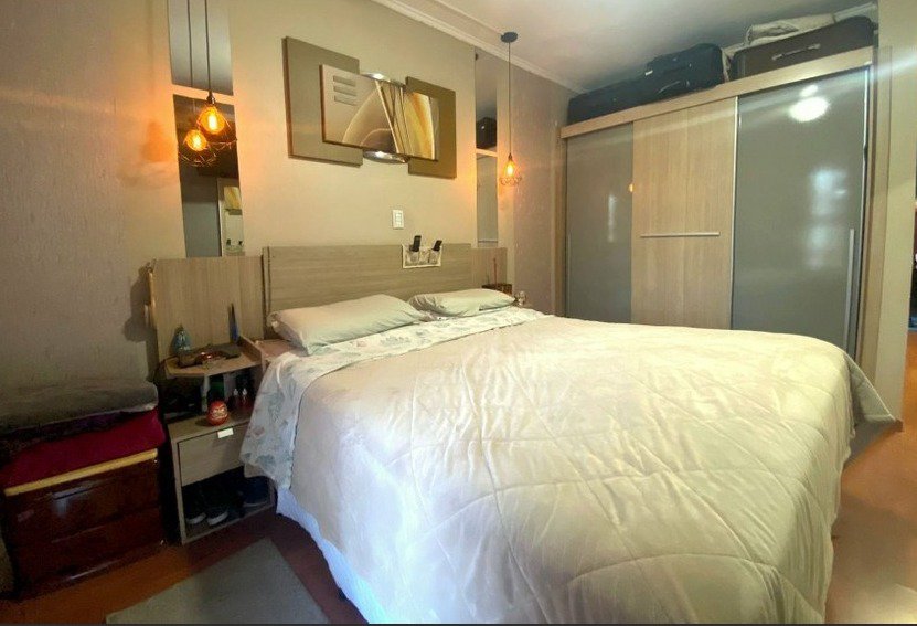 Sobrado à venda com 3 quartos, sendo 1 suíte, em Jardim Sarah, São Paulo - SP