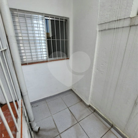Sobrado à venda com 3 quartos, sendo 1 suíte, em Alto da Boa Vista, São Paulo, SP