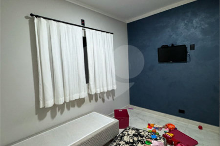 Casa à Venda no Bairro Santa Júlia – Ampla, Moderna e Bem Localizada