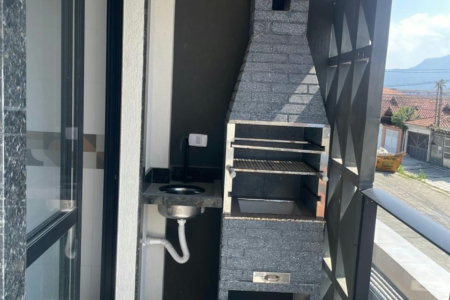 🌊 OPORTUNIDADE ÚNICA EM PRAIA GRANDE – VILA MIRIM! 🏡