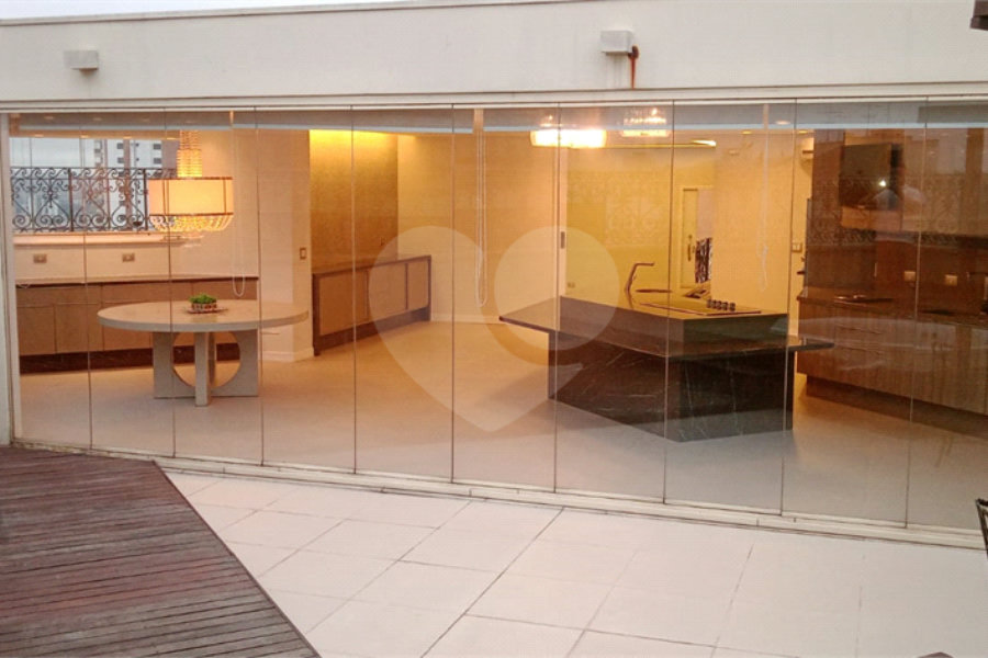 Duplex à venda com 7 quartos, sendo 5 suítes, em Anália Franco, São Paulo, SP