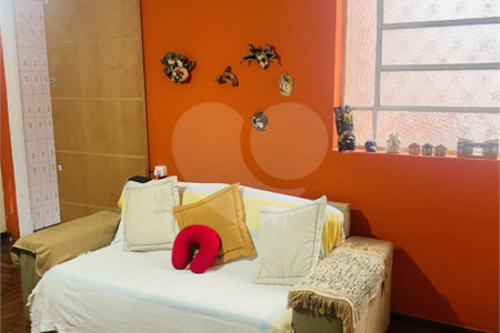 Casa com amplo espaço no coração da Saúde – São Paulo