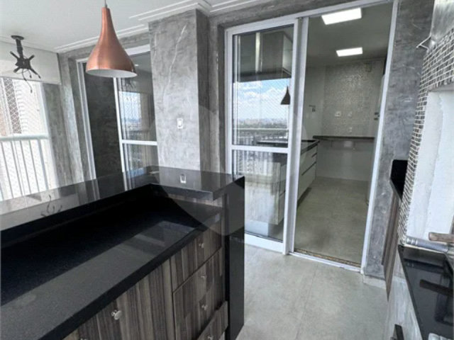 Apartamento à venda com 3 quartos, sendo 1 suíte,  em Tatuapé, São Paulo, SP