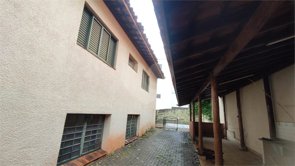 Casa à venda no Centro de Piracicaba -SP.