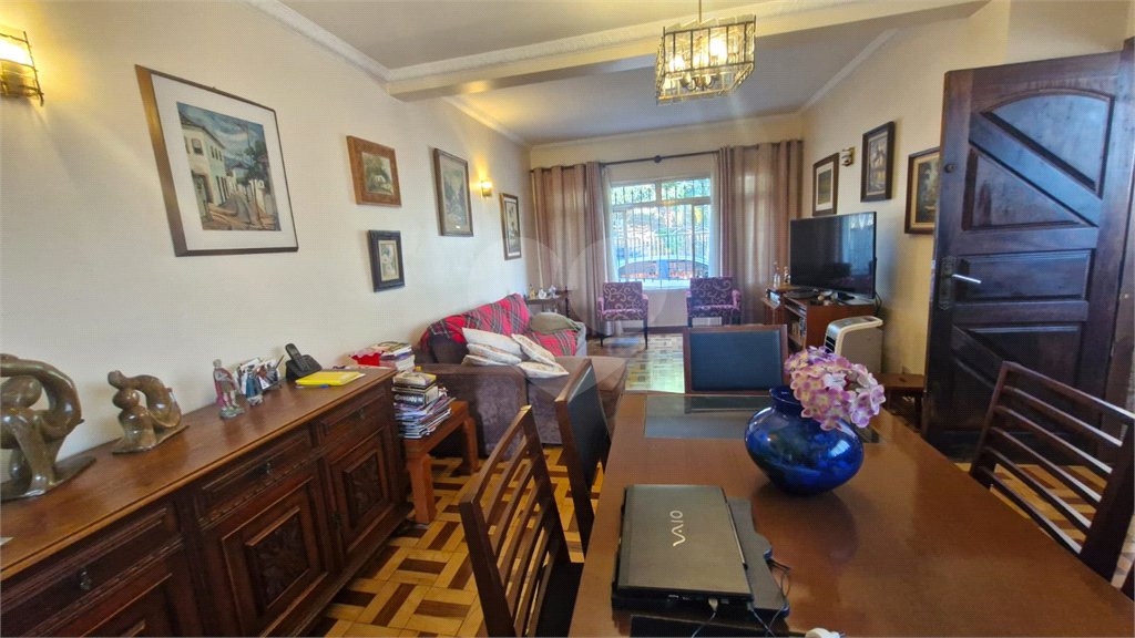 Sobrado a Venda | 3 Quartos | 3 vagas | 150m² no Jardim França