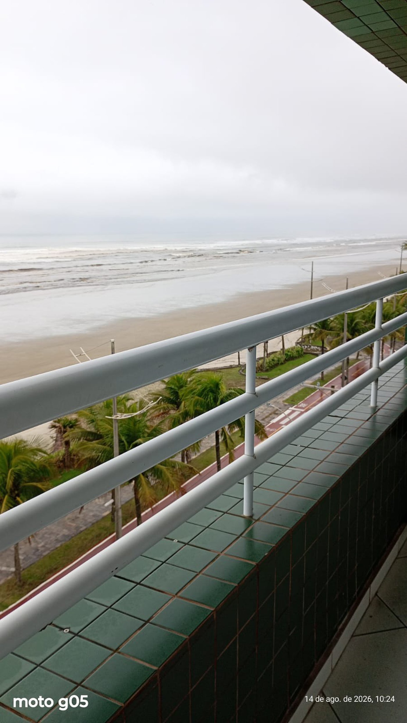 Apartamento Frente Mar em Solemar – Praia Grande