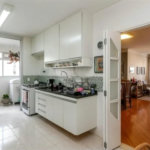 Apartamento à venda com 3 quartos, sendo 1 suíte, em Campo Belo, São Paulo, SP