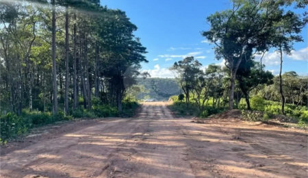 Terreno à venda em Saboó, São Roque, SP