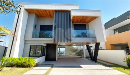 Casa à venda ou para alugar com 5 suítes no condomínio Residencial Alphaville II, São José dos Campos - SP