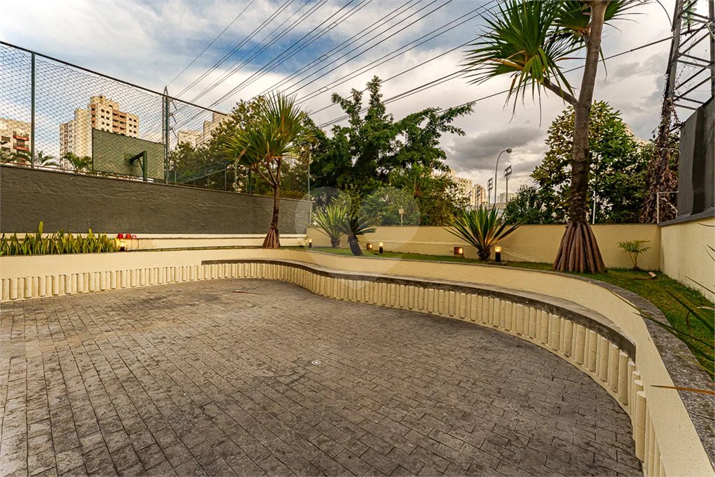Prédio inteiro comercial á venda e locação na Vila Leopoldina.