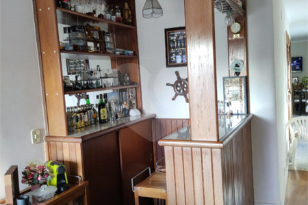 APARTAMENTO A VENDA NA VILA ADYANA COM 140M², SÃO JOSÉ DOS CAMPOS/SP.
