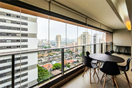 Apartamento totalmente mobiliado com ar-condicionado localizado no coração do Brooklin!!!
