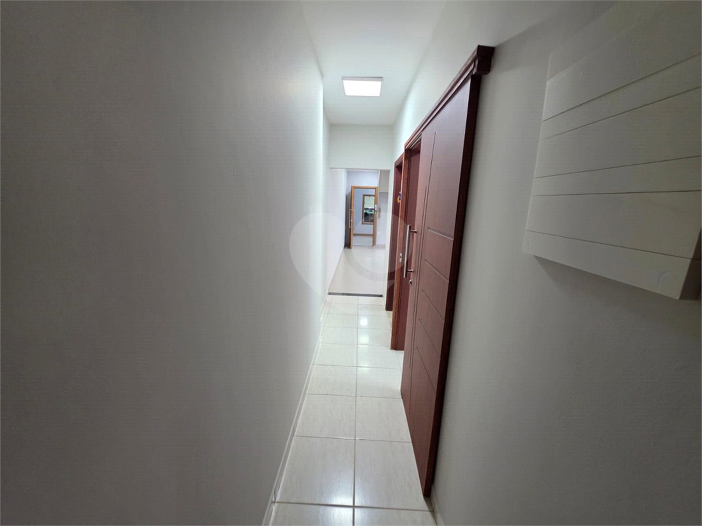 Sobrado 3 quartos 1 suíte e área de lazer