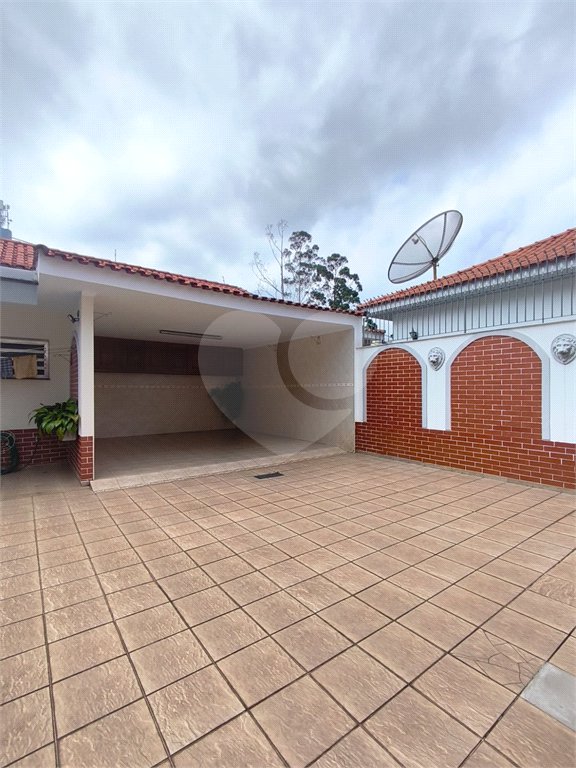 Excelente Sobrado à venda com 281m2 de área construída