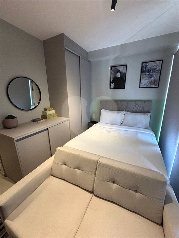 Studio mobiliado em andar alto com lazer completo em Indianópolis