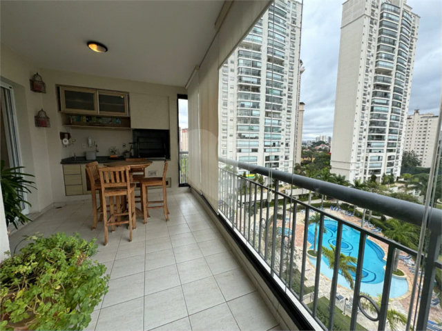 Apartamento à venda com 3 suítes em Alto da Boa Vista, São Paulo, SP