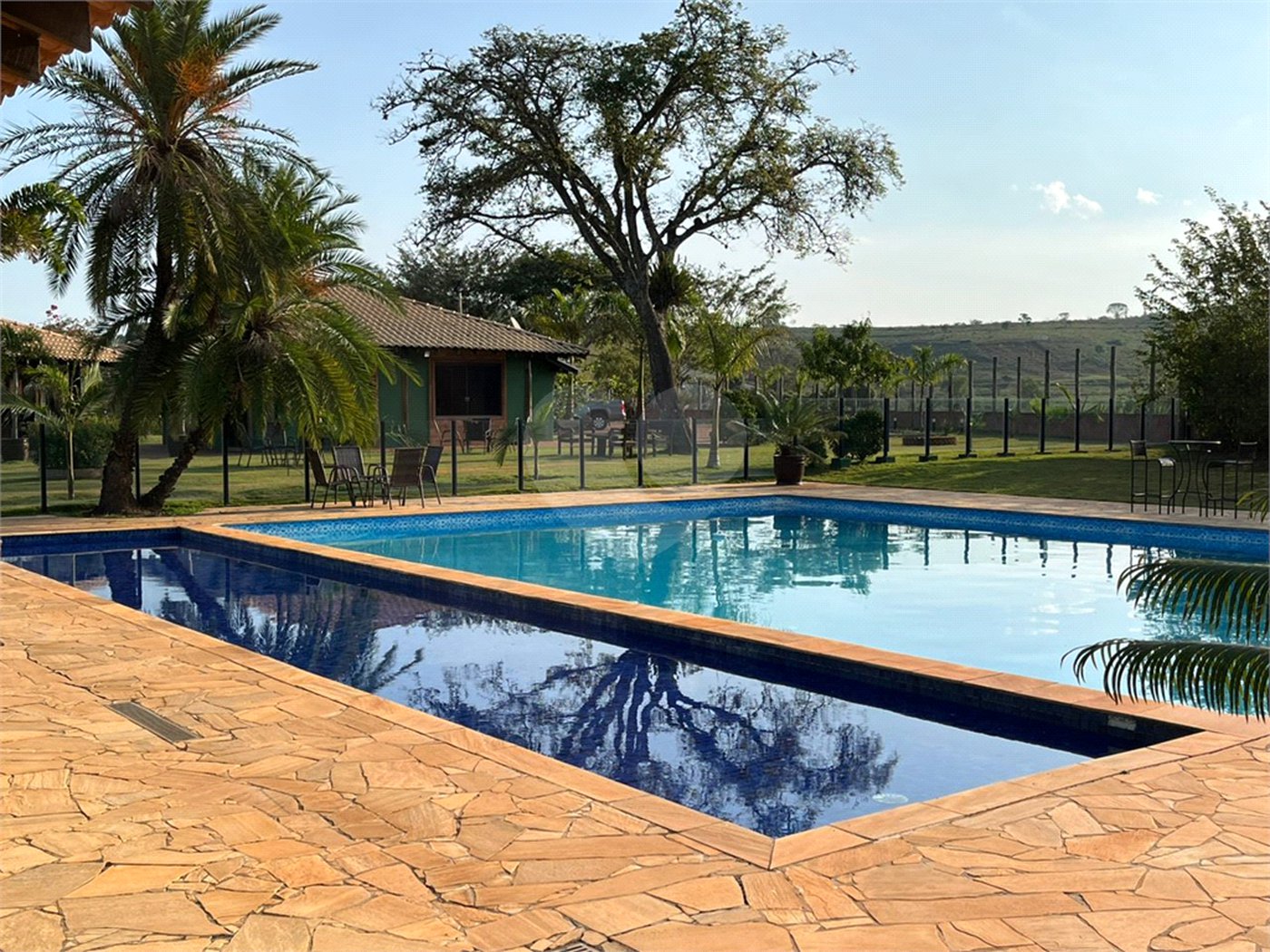Lote disponivel para a venda no condominio Cavalinno