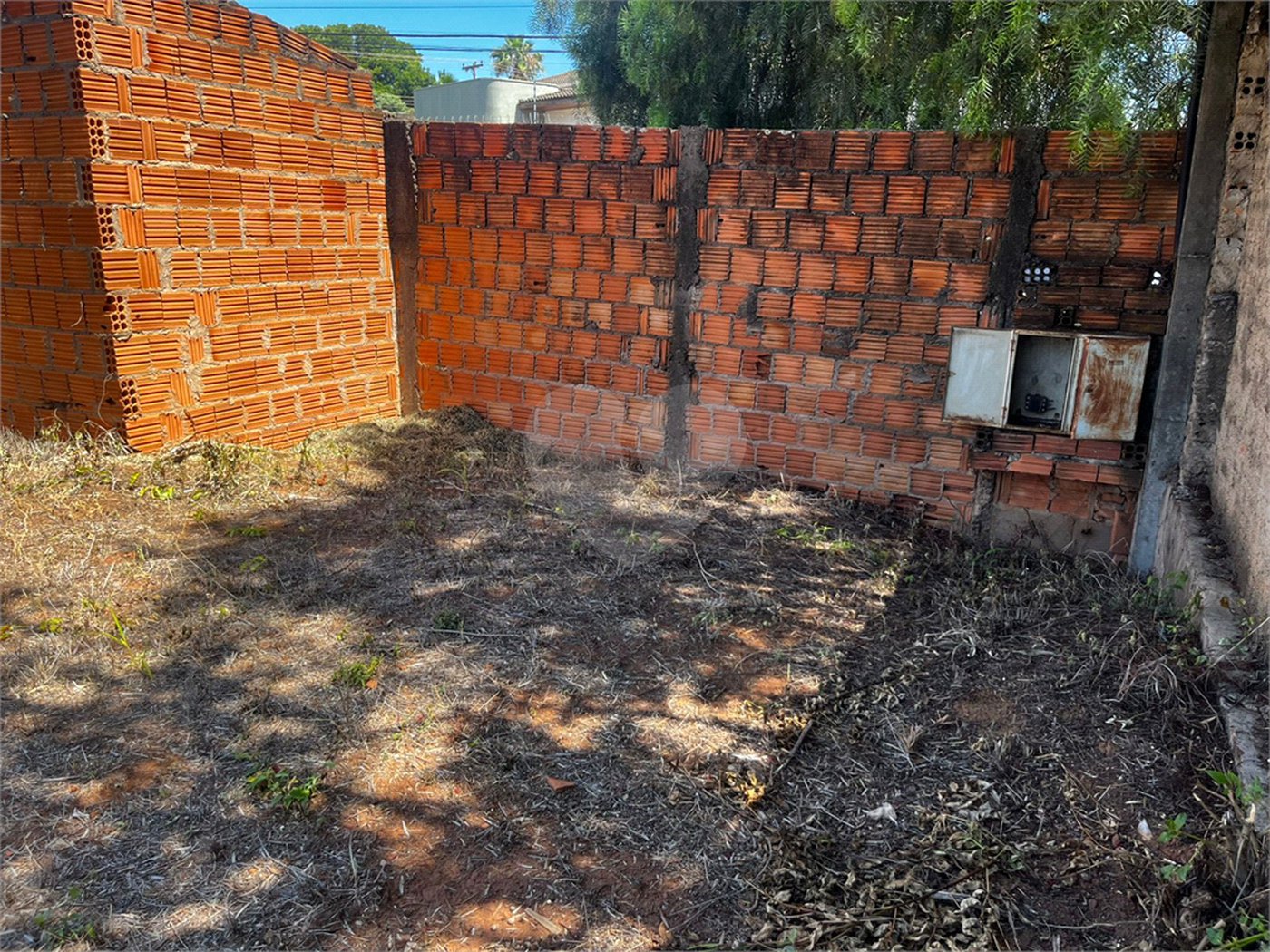 Terreno com 586,00 m² á Venda.