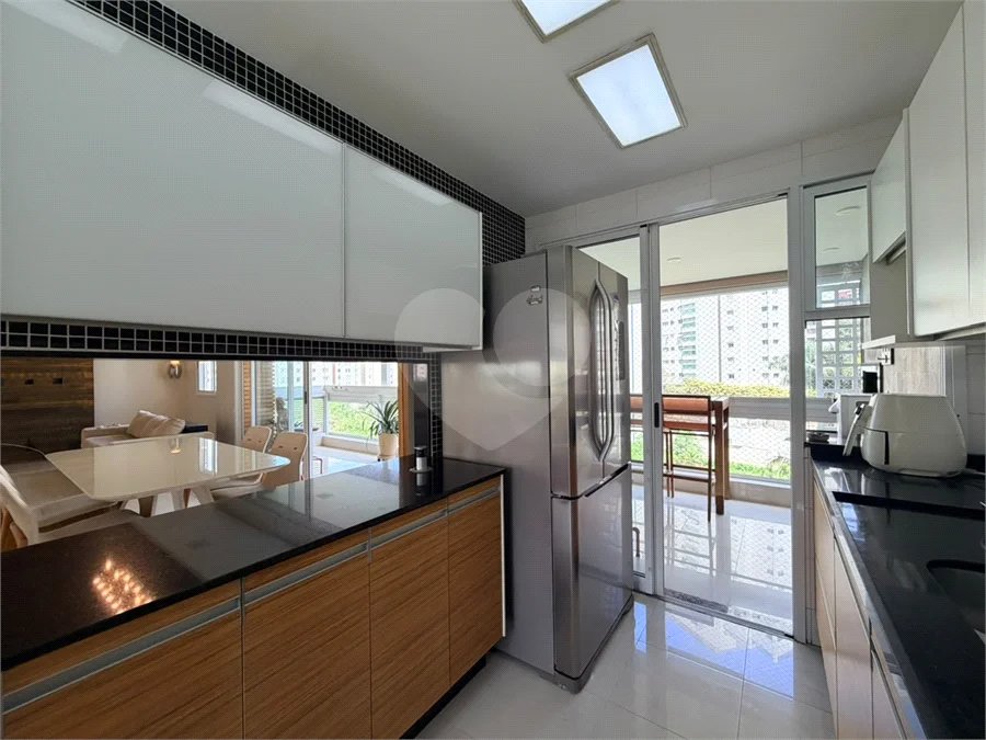 Apartamento à venda com 3 suítes em Vila Mariana, São Paulo, SP