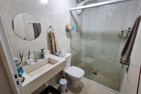 Casa de 2 quartos em Rua Orange, Vila Luzita, Santo André - Venda!
