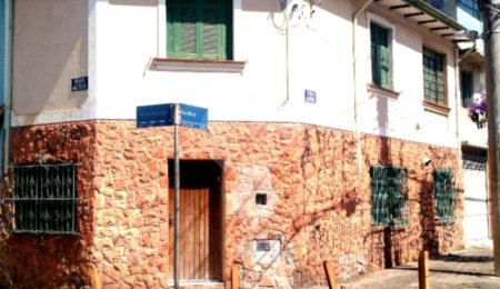 Sobrado à venda com 3 quartos, sendo 1 suíte,  em Vila Bertioga, São Paulo, SP