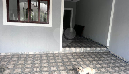 Sobrado à venda com 5 quartos, sendo 2 suítes,  em Jardim da Granja, São José dos Campos, SP