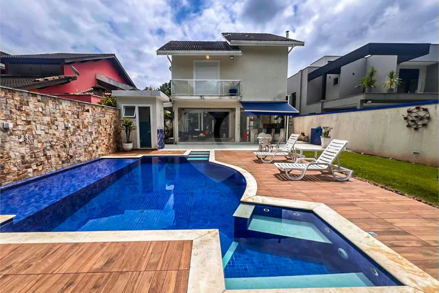 Casa à venda com 5 suítes em Riviera de São Lourenço, Bertioga, SP