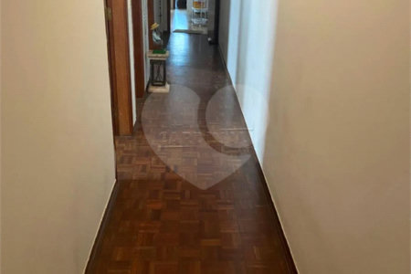 Casa à Venda no Jardim Bandeirantes