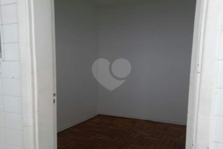 Ótimo apartamento à venda, no melhor da Moóca!!