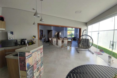 Casa térrea para venda no Condomínio Damha III