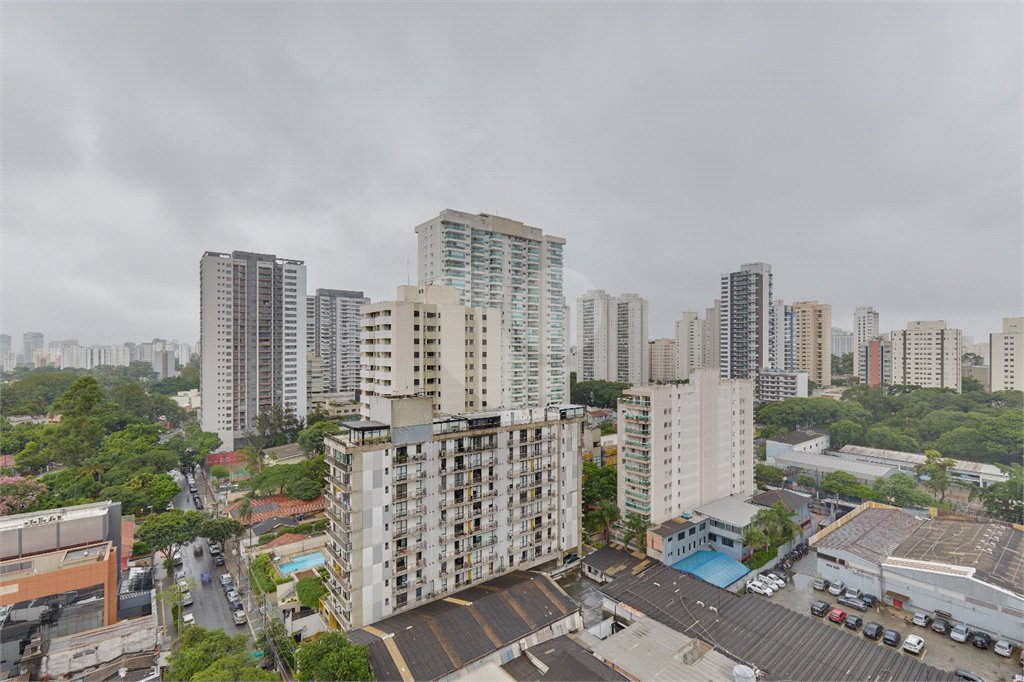 Apartamento à venda com 2 quartos, sendo 1 suíte, em Santo Amaro, São Paulo, SP