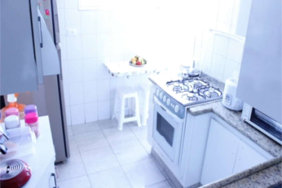 Apartamento 03 Dorm 02 Banheiros 01 Vaga na Saúde para Venda.