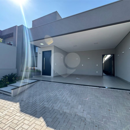 Casa Térrea com 163m² no Faixa Azul