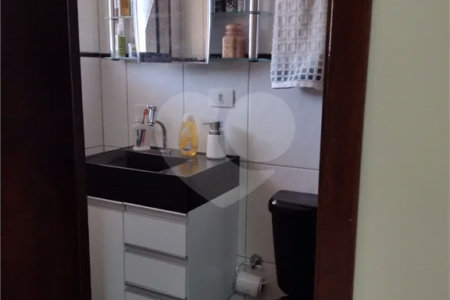 Casa com 180m² , 3 dormitórios , sendo 1 suíte , 2 vagas , à venda em Itaquera