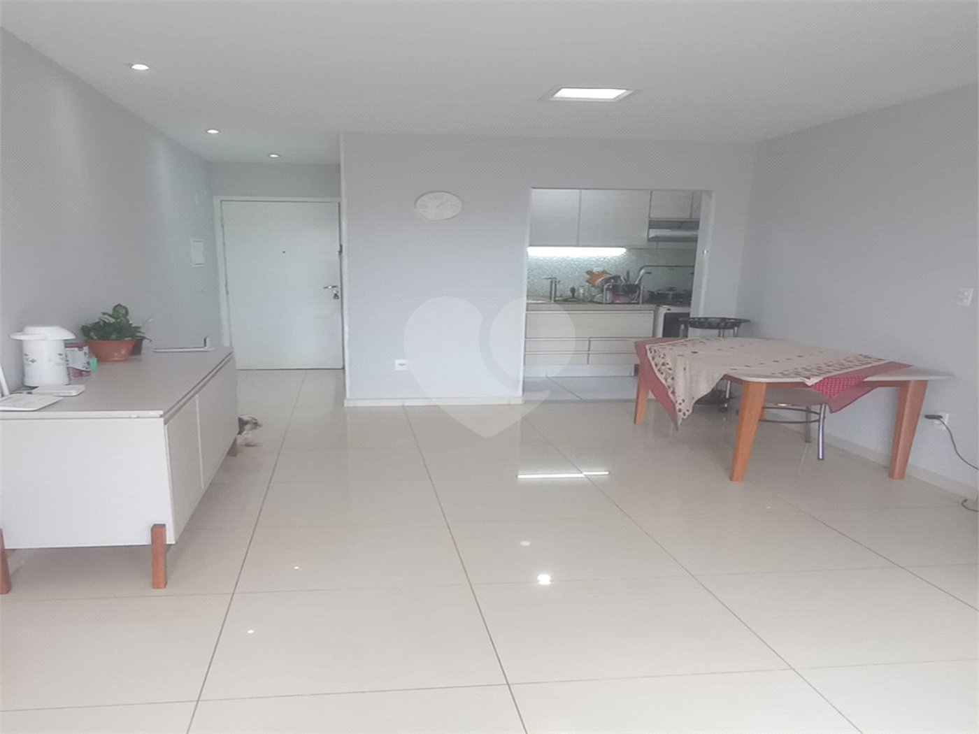 Apartamento à Venda – Condomínio Vila Verde Sabará 3 dormitórios 1 suíte.