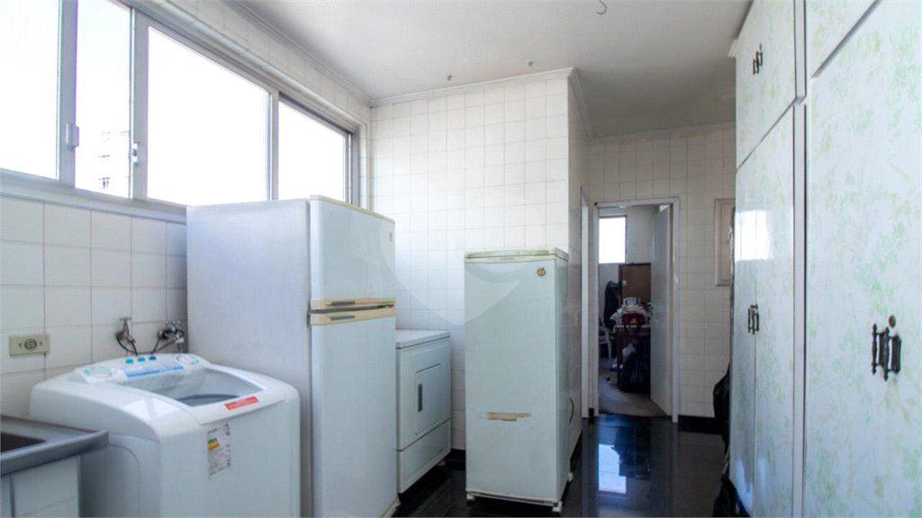 Apartamento localizado no Bairro Nobre de Higienópolis