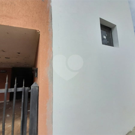 Imóvel Comercial na Rua Miguel Petroni – Localização Estratégica em Frente ao Campus da USP 1