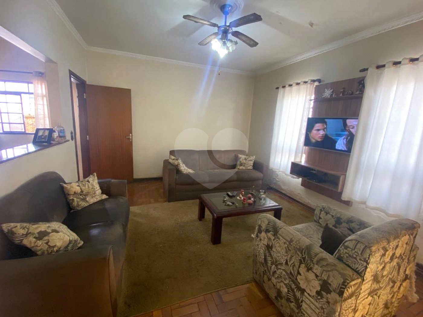 Casa à Venda com Excelente Potencial Comercial – Avenida José Pereira Lopes, São Carlos