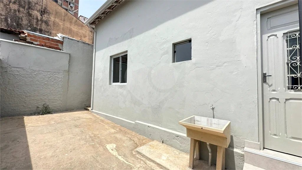 Salão com estacionamento para alugar em rua Xv de Novembro Piracicaba