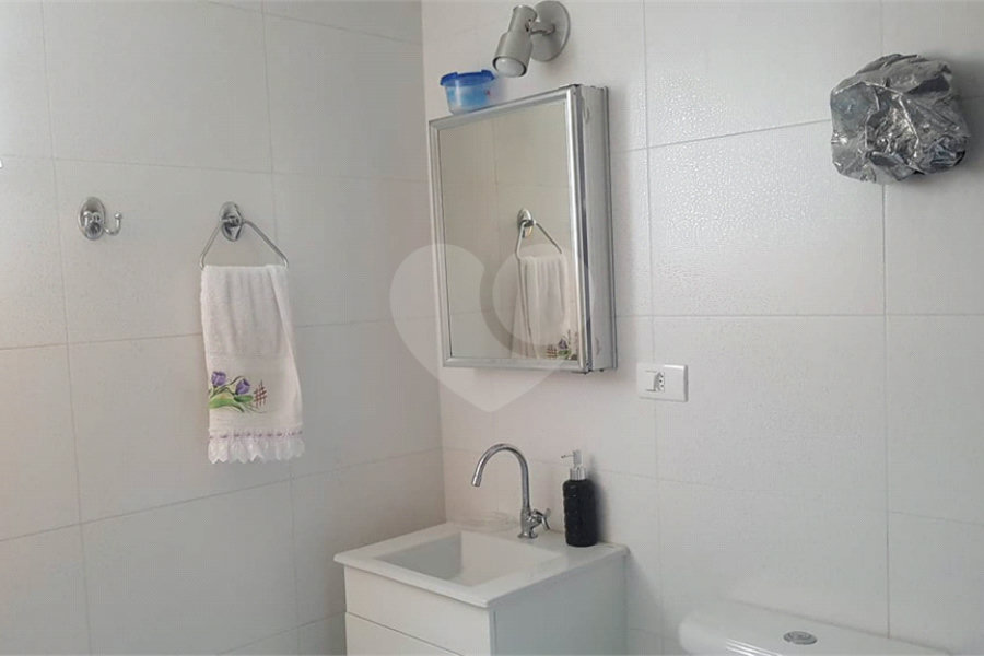 Apto 69 mt - 02 dormitorios - Sala - Cozinha 02 wcs -