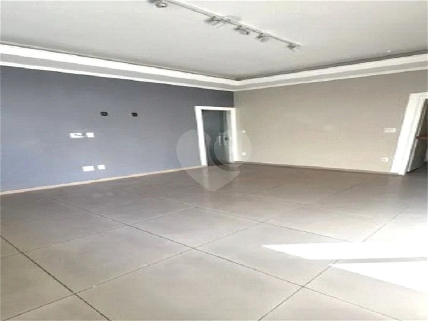 Apartamento à venda no bairro Barra Funda.