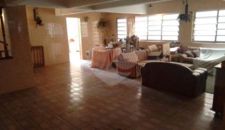 Casa à venda com 4 quartos, sendo 1 suíte,  em Parque da Mooca, São Paulo, SP