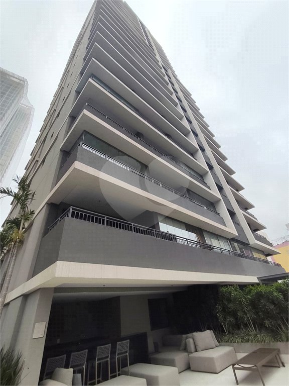 Lindo apartamento com 30 m², varanda e lazer completo, para locação na Chácara Klabin!