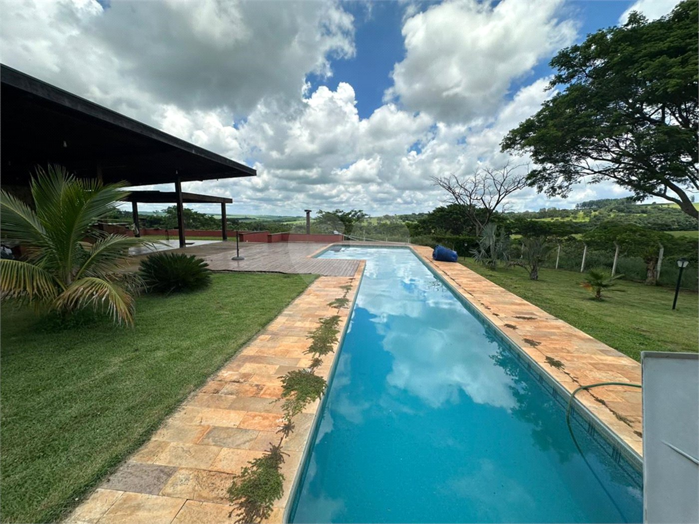 Sítio á venda - 6,6 Hectares