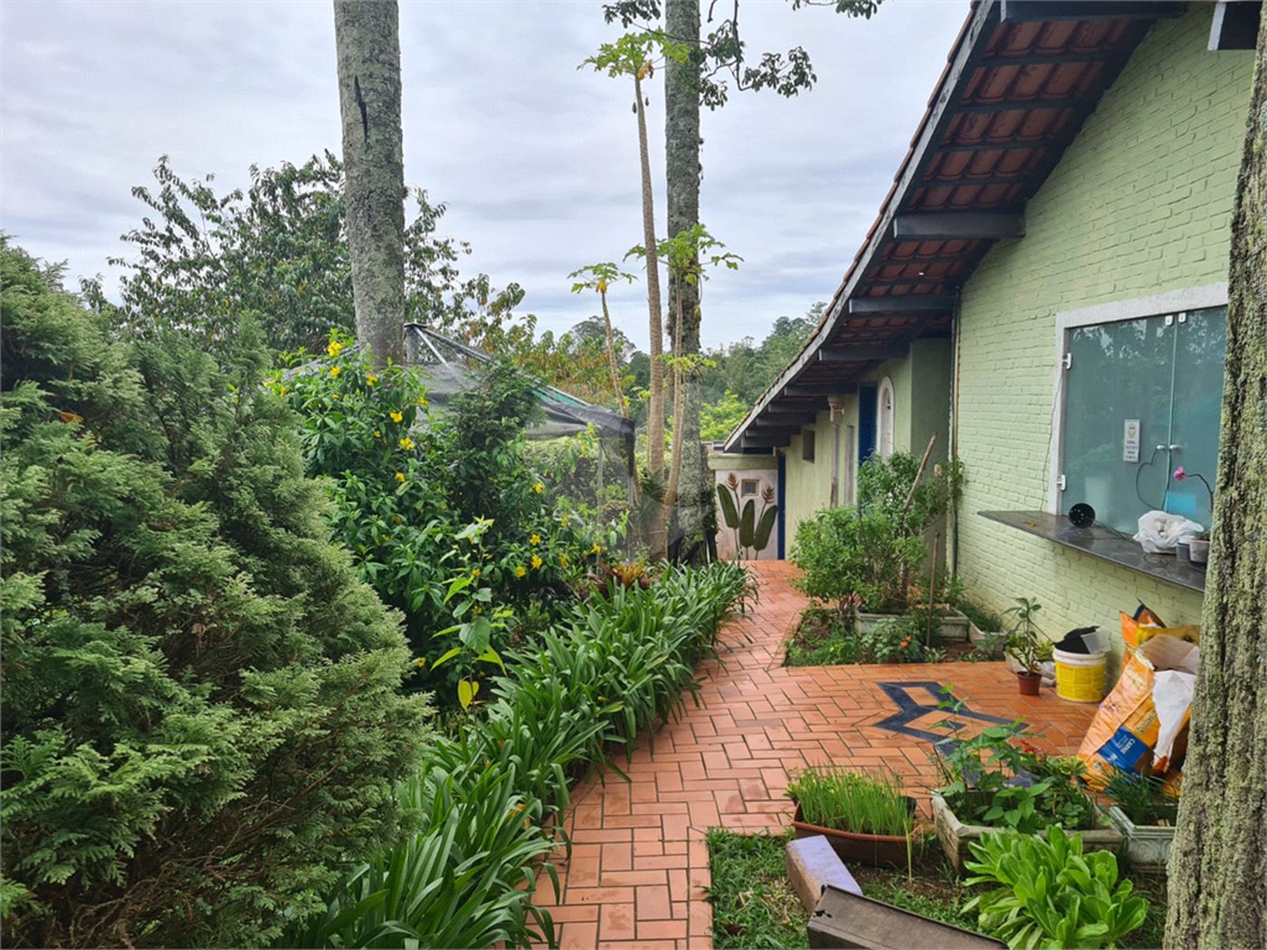 Excelente Chácara à Venda em Itapecerica da Serra/SP