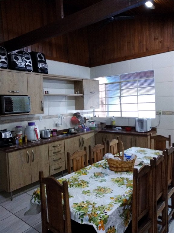 Casa térrea para venda ou locação no Jardim São Carlos V